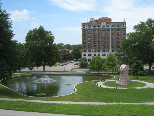 Compton Hill Reservoir Park - Grand Blvd