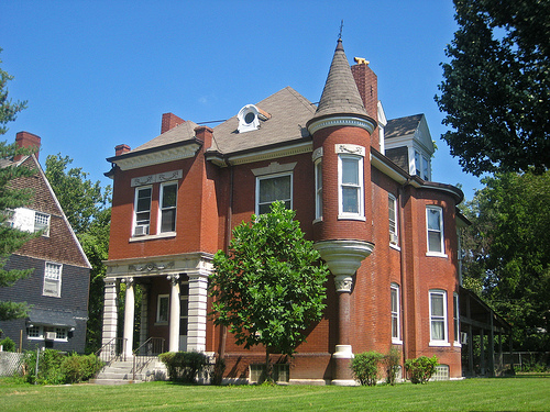 Washington University neighborhood homes - photo by vanishing_stl (flickr)