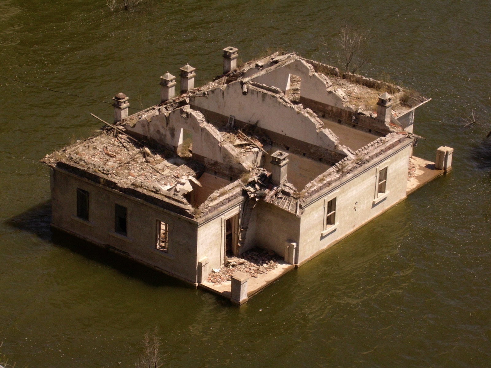 flooded-house