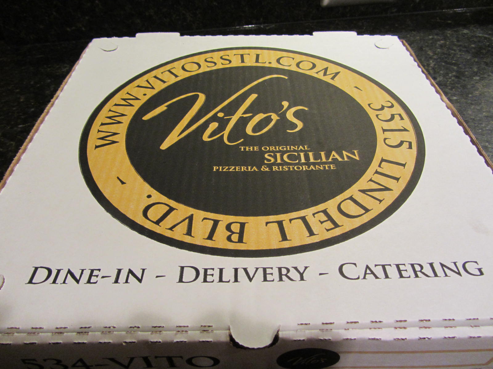 Exploring St. Louis One Meal at a Time - Vito's Pizzeria and Ristorante | Arch City Homes